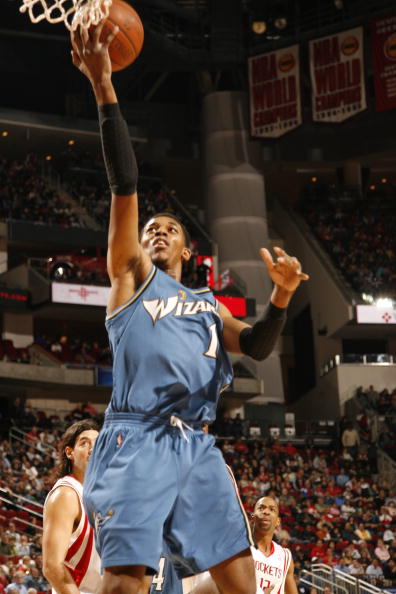 维金斯首次回应加盟湖人！怒斥莱利太过分，表达与东契奇携手争冠的决心