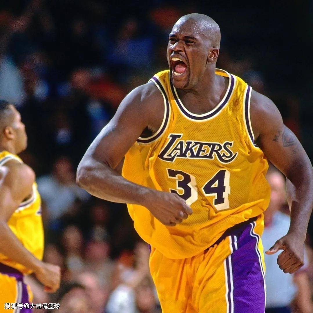 🚨 独家消息 - 卡利亚里、帕尔马、热那亚、莱切和科莫已向那不勒斯询问关于租借中场球员安东尼奥·维尔加拉六个月的相关信息。转会动态 来源：著名记者斯基拉