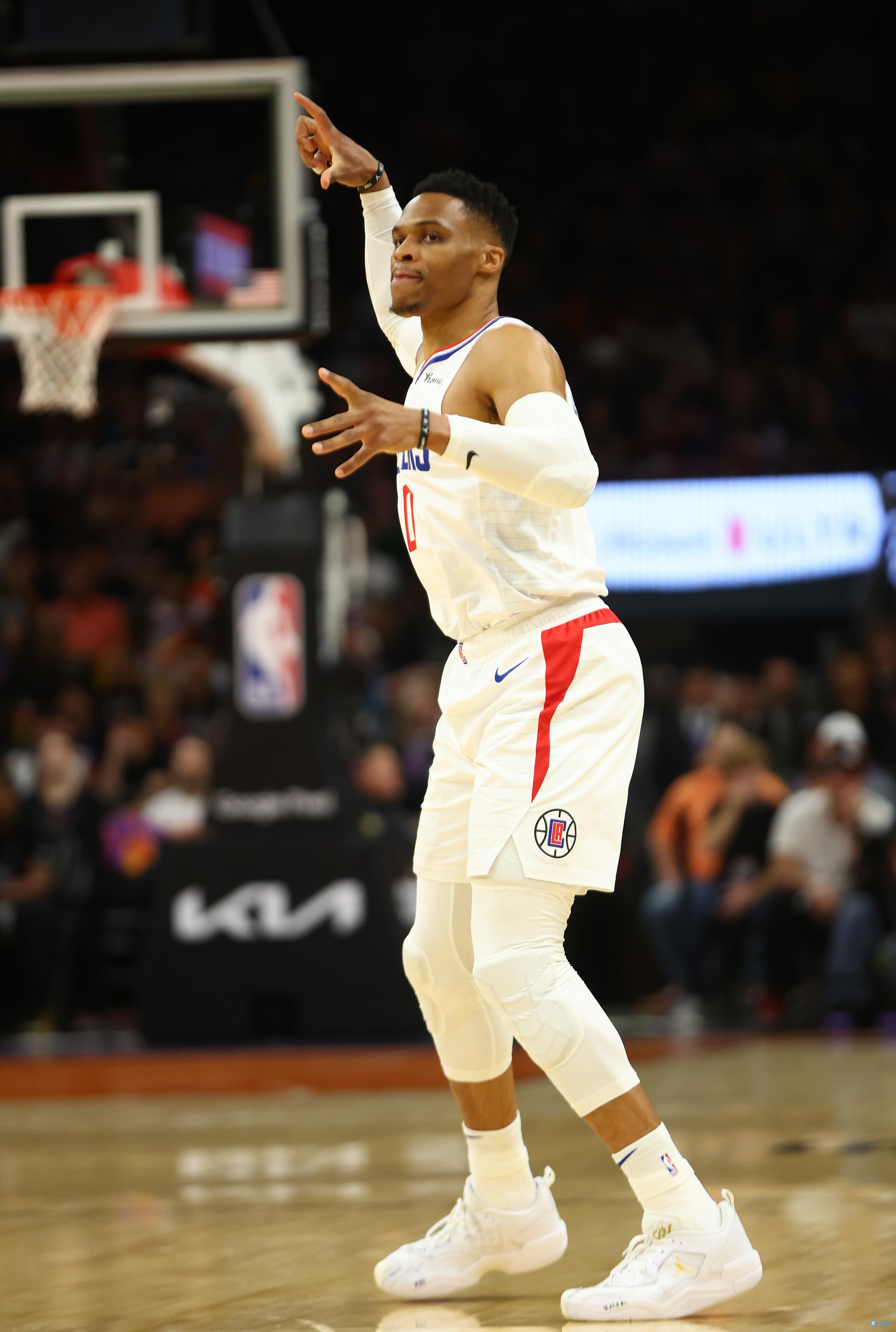 CBA：广东男篮客场力克辽宁