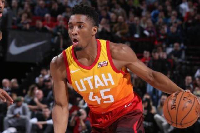 F1中国赛观众刷新纪录，票价这么贵售罄，顶级赛事为啥都在上海