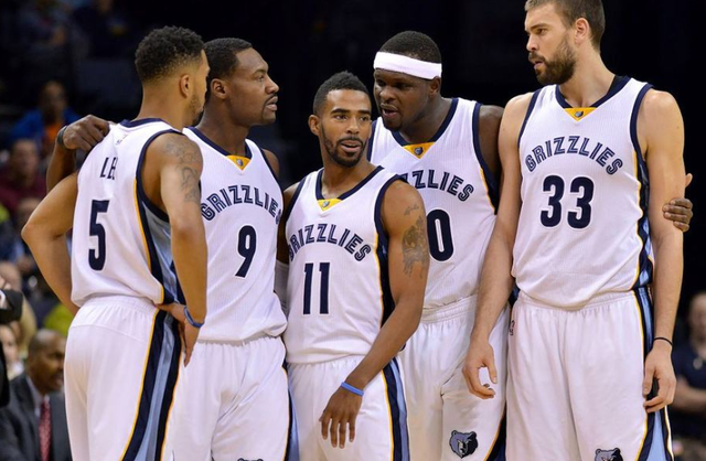 詹姆斯：在美国长大的孩子只想进NBA，不理解为国出战的意义