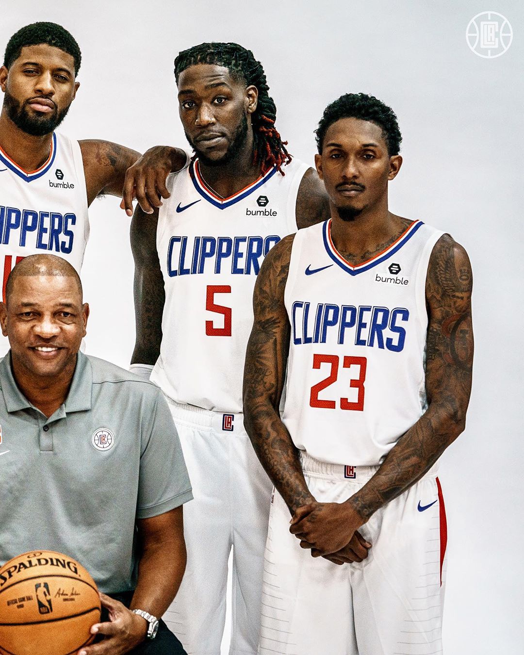 国米多点进攻形成优势