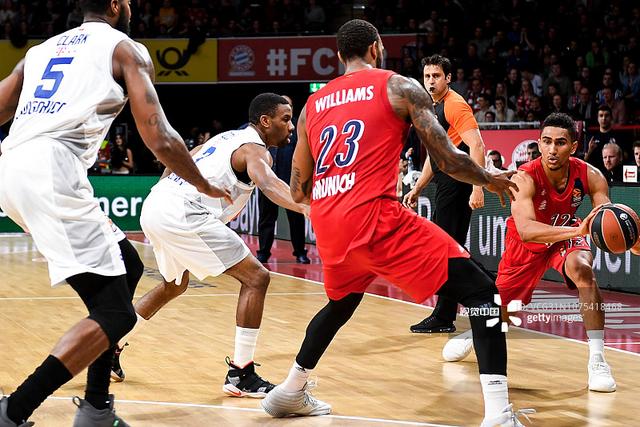 英媒盘点与主帅闹僵球员结局：小贝基恩C罗离队，希勒遭弃用